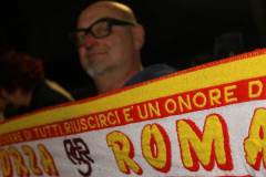 as-roma-club-arezzo-tifoso-sciarpa